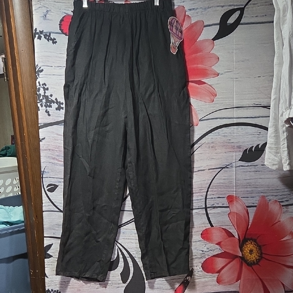 Black Straight Leg Pants with Relaxed Fit